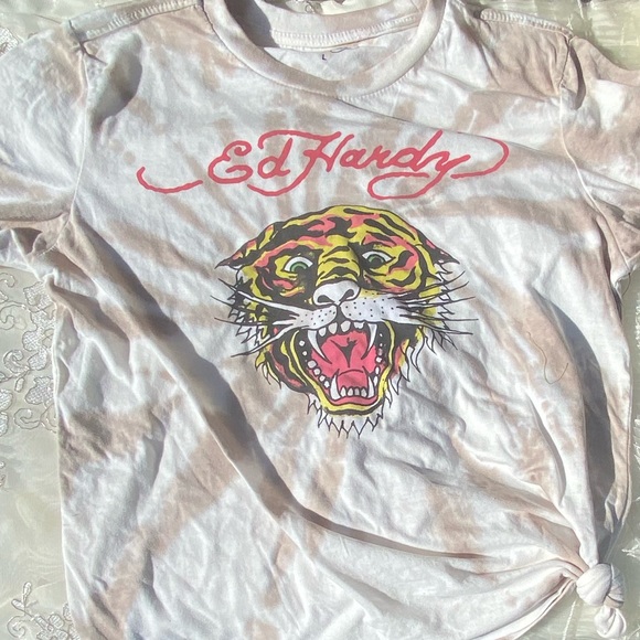 Ed Hardy Tops - NWT! Ed Hardy tiger print tie dye shirt